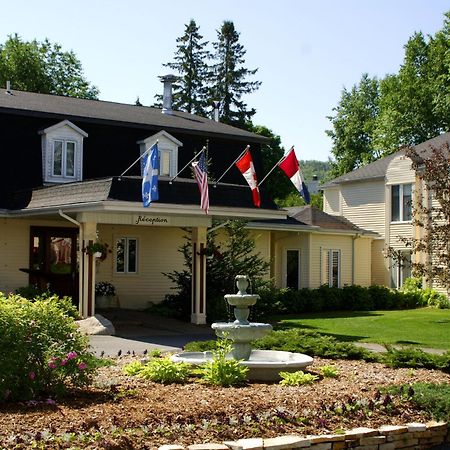 Отель Relais St-Denis Saint-Sauveur Экстерьер фото